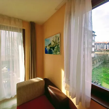 Artist's Apart Valentina * Bansko
