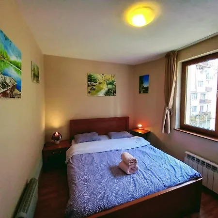 Artist's Apart Valentina * Bansko